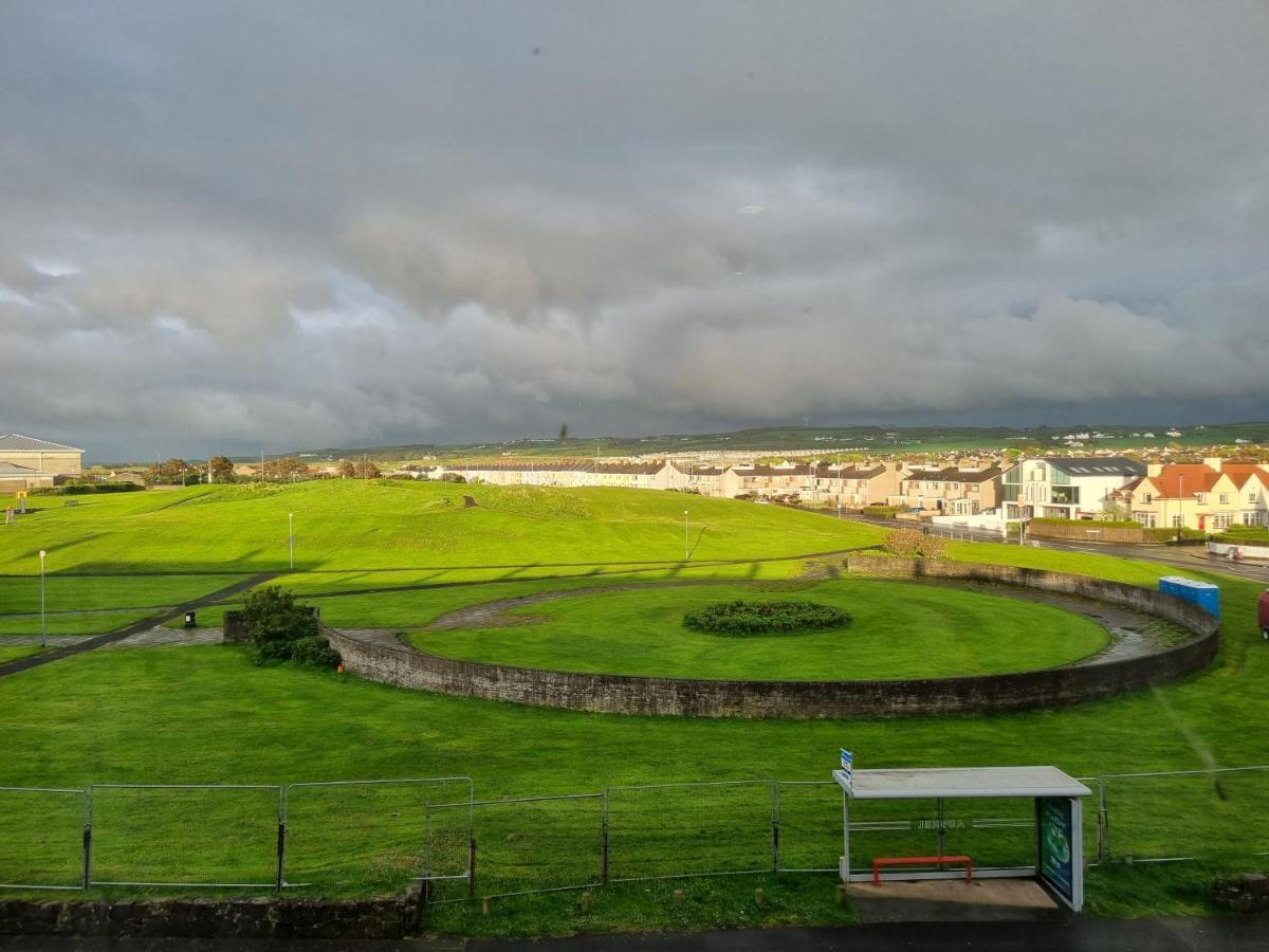 5 Dunluce Park - Portrush By The Sea Apartment Luaran gambar
